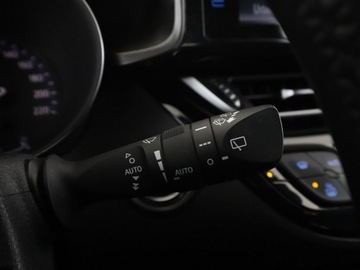 Toyota C-HR I Crossover 1.2L Turbo 116KM 2017 Toyota C-HR niski przebieg grzane fotele kamera, zdjęcie 29