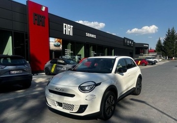 Fiat 2025 Fiat 600 Wersja ICON Pakiet Komfort Automat 110 KM 1.2 Hybryda 110KM