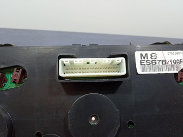 NISSAN X-TRAIL I T30 2.0 B BUDÍKY PŘÍSTROJOVÁ DESKA EU