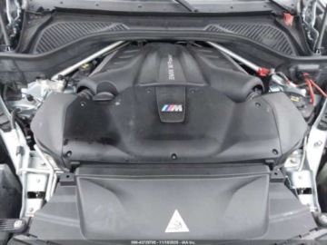 BMW Seria 6 F06-F12-F13 2015 BMW X6M 2015 4.4 Benzyna 567KM, zdjęcie 8