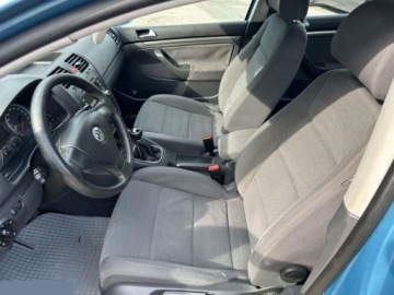 Volkswagen Golf V Hatchback 1.4 i 16V 75KM 2006 Volkswagen Golf 1.4 Basis 75KM 2006r, zdjęcie 14