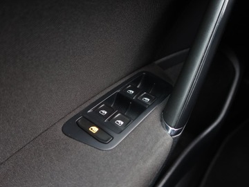 Volkswagen Golf VII Variant 2.0 TDI CR DPF BlueMotion Technology 150KM 2015 VW Golf 2.0 TDI, Navi, Klima, Klimatronic, zdjęcie 16