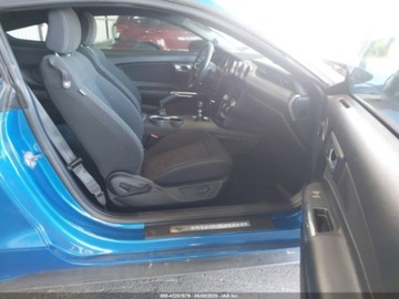 Ford Mustang VI Fastback Facelifting 5.0 Ti-VCT 460KM 2021 Ford Mustang GT Fastback 2021 5.0l 5.0 Benzyna 460KM, zdjęcie 9