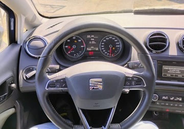 Seat Ibiza IV 2016 Seat Ibiza 2016r, 1.4 TDI. Uszkodzony przod. Jezdzi. 1.4 Diesel 80KM, zdjęcie 9