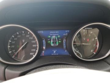 Maserati Levante 2018 Maserati Levante 3.0L V6 3.0 Benzyna 345KM, zdjęcie 8