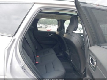 Volvo XC60 II 2026 Volvo XC 60 B5 Plus 2026 2.0 Benzyna 247KM, zdjęcie 13