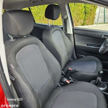 Hyundai i20 I Hatchback 5d Facelifting 1.2 DOHC 85KM 2012 Hyundai i20 Hyundai i20 1.2 Trend 1.2 Benzyna 86KM, zdjęcie 26