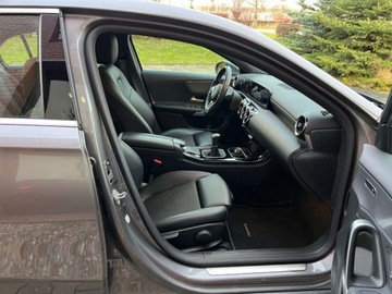Mercedes Klasa A W177/V177 Hatchback 1.3 200 163KM 2019 Mercedes-Benz Klasa A 1.3 benzyna 163 KM 6 biegow zarej w PL zadbany, zdjęcie 21