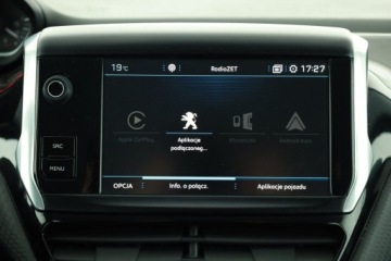 Peugeot 2008 I SUV Facelifting 1.2 PureTech 82KM 2018 Peugeot 2008 1.2 PureTech, Salon Polska, zdjęcie 9