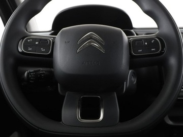 Citroen C3 III Hatchback 1.2 PureTech 82KM 2019 Citroen C3 Niski przebieg Navi Czujniki parkowania, zdjęcie 20