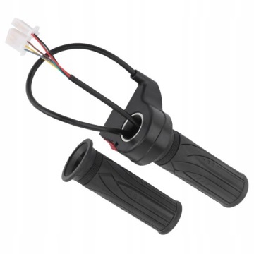 1 ПАРА ЭЛЕКТРОВЕЛОСИПЕДОВ С ПЕРЕКЛЮЧАТЕЛЕМ, ЧЕРНЫЙ ВЕЛОСИПЕД