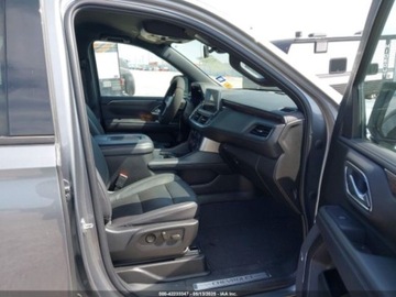 Chevrolet Suburban GMT900 2022 Chevrolet Suburban Z71 2022 5.3l 5.3 Benzyna 355KM, zdjęcie 9