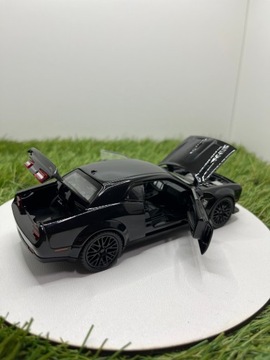 Dodge Challenger Hellcat Car Model 1/32 Коллекционер.