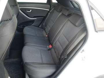 Hyundai i30 II Hatchback 3d Facelifting 1.6 CRDi 110KM 2016 Hyundai i30 1.6 CRDi 110KM/Nawi/Kamera, zdjęcie 13