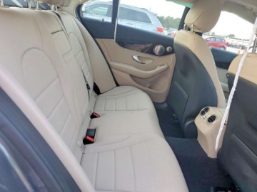 Mercedes Klasa C W206 2021 Mercedes-Benz Klasa C 300 2021 2.0 Benzyna 255KM, zdjęcie 10