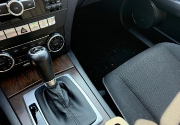 Mercedes Klasa E W212 Kombi 220 CDI BlueEFFICIENCY 170KM 2011 Mercedes-Benz Klasa E bezwypadekjedzie jak nowe z NiemiecAVANGARDE 2.1, zdjęcie 7