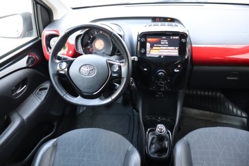 Toyota Aygo II Hatchback 3d Facelifting 1.0 VVT-i 72KM 2020 Toyota Aygo 1.0 VVT-i, Salon Polska, Skóra, Navi, zdjęcie 6