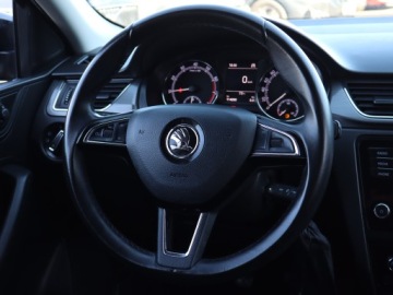 Skoda Rapid II Liftback Facelifting 1.0 TSI 110KM 2019 Skoda Rapid 1.0 TSI, Salon Polska, Xenon, zdjęcie 15