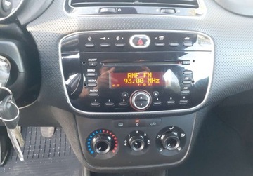 Fiat Punto Grande Punto Hatchback 5d 1.4 Start&amp;Stop 77KM 2011 Fiat Punto Evo 1.4 Benzyna 77KM, zdjęcie 16