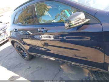 Mercedes GLA I 2018 Mercedes-Benz GLA GLA 250, od ubezpieczalni 2.0 Benzyna 208KM, zdjęcie 3