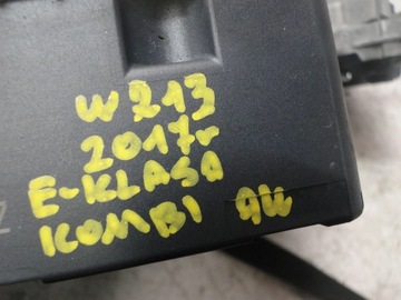 MERCEDES W213 VZPĚRA/TLAKOVAČ KRYT KUFRU A2139000500