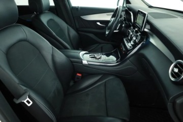 Mercedes GLC C253 SUV 2.0 250 211KM 2018 Mercedes GLC GLC 250 4MATIC, Salon Polska, zdjęcie 6