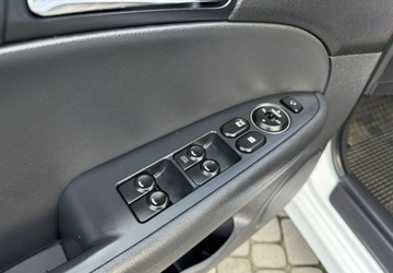 Hyundai i30 I Hatchback 1.4 109KM 2010 Hyundai i30 Rej.03.2011 1,4 109KM LPG Klimatronik 1.4 BenzynaLPG 109KM, zdjęcie 18