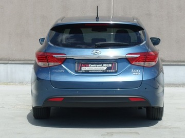 Hyundai i40 Kombi 2.0 GDI 177KM 2012 Hyundai i40 2.0 Ben.177KM/Grzana kierownica i, zdjęcie 9