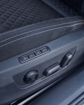 Skoda Superb III Kombi Facelifting 2.0 TDI 190KM 2019 Skoda Superb Virtual Cockpit- Czujniki i Kamera - Podg. szyba - el.Fotele, zdjęcie 19