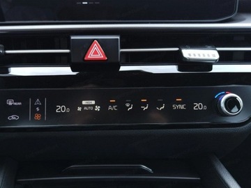 Kia Sportage V 2025 KIA Sportage 1.6 T-GDI HEV GT Line 2WD aut Suv 239KM 2025, zdjęcie 13