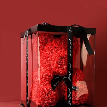 ЦВЕТОЧНЫЙ МИШКА С РОЗАМИ, ЛЕПЕСТКИ КРАСНЫХ РОЗ