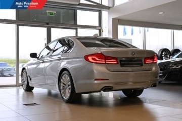 BMW Seria 5 G30-G31 Limuzyna 540i 340KM 2018 BMW Seria 5 540i xDriveFV23Hak HolowniczyAdaptacyjne Reflektory LED 3.0, zdjęcie 22