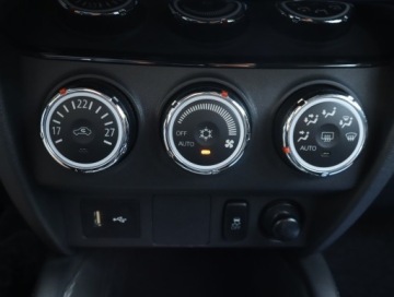 Mitsubishi ASX I SUV Facelifting 2016 1.6 117KM 2018 Mitsubishi ASX 1.6 MIVEC, Salon Polska, Klima, zdjęcie 15