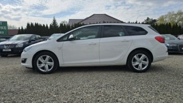 Opel Astra J Sports Tourer Facelifting 1.7 CDTI ECOTEC 130KM 2013 Opel Astra Active, szyberdach, PDC, serwisowana, zdjęcie 4