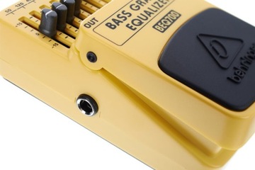 Behringer BEQ700 Bass Graphic Evalizer для бас -гитара
