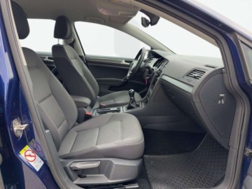 Volkswagen Golf VII Variant Facelifting 1.5 TSI ACT 150KM 2019 Volkswagen Golf Variant ACC LED Bluetooth Czujniki parkowania Podgrzewana, zdjęcie 13