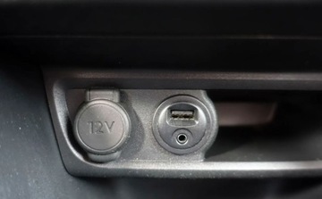 Peugeot 2008 I SUV 1.2 PureTech 82KM 2015 Peugeot 2008 1.2 82KM LEDY Klima Zero korozji Oryginalne szyby Stan BDB 1.2, zdjęcie 19