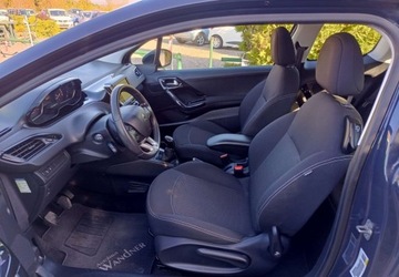 Peugeot 208 I Hatchback 5d Facelifting 1.2 PureTech 82KM 2017 Peugeot 208 I 1.2 Sprowadzony 1 Wl..., zdjęcie 4