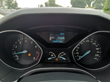 Ford Focus III Hatchback 5d facelifting 1.6 Ti-VCT 85KM 2015 Ford Focus 1.6 16V Benzyna Klima Podgrz. szyby, zdjęcie 12