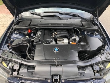 BMW Seria 3 E90-91-92-93 Touring E91 2.0 318i 129KM 2006 BMW 318i XENON KLIMA ALU HAK GRZANE FOTELE IDEALNY STAN Z NIEMIEC, zdjęcie 23