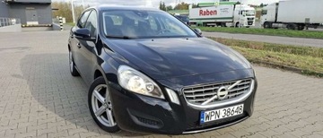Volvo V60 I Kombi 1.6 T3 150KM 2012 Volvo V60 Volvo V60 T3 Kinetic 1.6 Benzyna 150KM