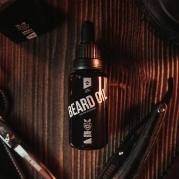 Масло для бороды 30 Angry Beards Jack Saloon смягчает и увлажняет бороду.