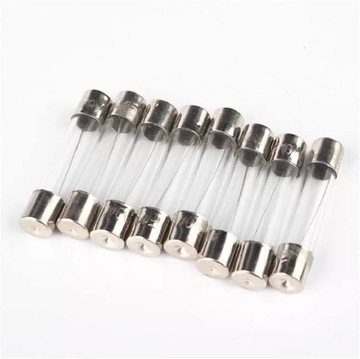 BEZPIECZNIK TOPIKOWY SZKLANY ZWŁOCZNY 1,25A 5x20mm