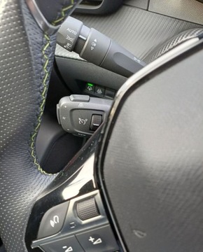 Peugeot 2008 II e-SUV Elektryczny 50kWh 136KM 2023 Peugeot 2008 e-2008 GT Pack 136 KM I wl. Gwarancja FV23 Elektryczny, zdjęcie 29