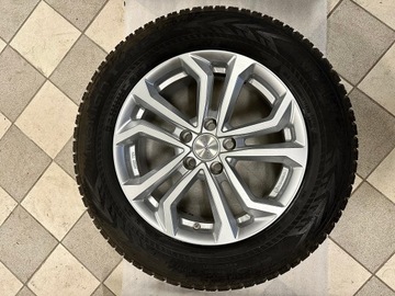 KOLA ZIMNÍ LEXUS NX DISK 17"/ ROZ. ŠROUBŮ 5X114.3 PNEUMATIKA 225X65X17