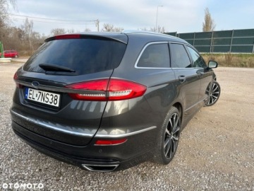 Ford Mondeo V Kombi Facelifting 2.0 EcoBlue 190KM 2019 Ford Mondeo Ford Mondeo 2.0 EcoBlue Allrad VIGNALE 2.0 Diesel 190KM, zdjęcie 2