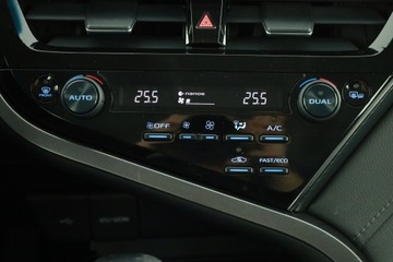 Toyota Camry IX Sedan 2.5 Hybrid Dynamic Force 218KM 2021 Toyota Camry 2.5 Hybrid, Salon Polska, zdjęcie 11
