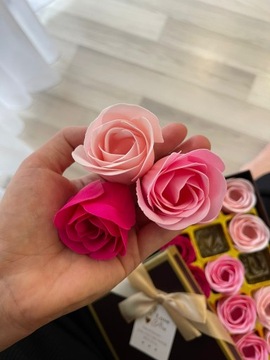 Большая мыльная роза, мыльные цветы, темно-розовые.