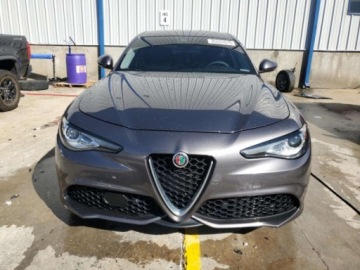 Alfa Romeo Giulia II Sedan 2.0 TBi 280KM 2019 Alfa Romeo Giulia 2019 r., 2,0L TI AWD 2.0 Benzyna 280KM, zdjęcie 1