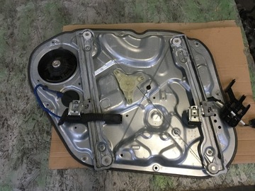 KIA VENGA HYUNDAI IX20 09-19 ZVEDÁK OKNO PRAVÝ PŘEDNÍ